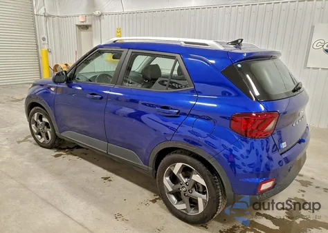 2022 Hyundai Venue Sel z USA, uszkodzony, nr VIN KMHRC8A31NU151527